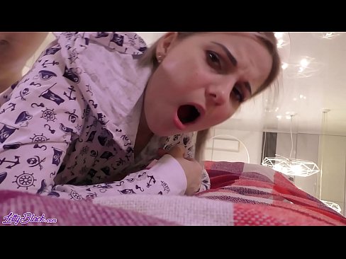 ❤️ La mare sexy s'empassa i el sexe pregistyle - semen de prop ❌ Vídeo sexual a nosaltres